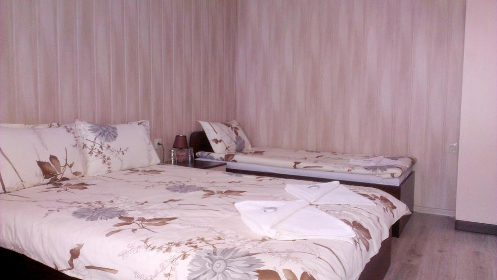 Camping Verila Hotel Sapareva Banya Eksteriør billede